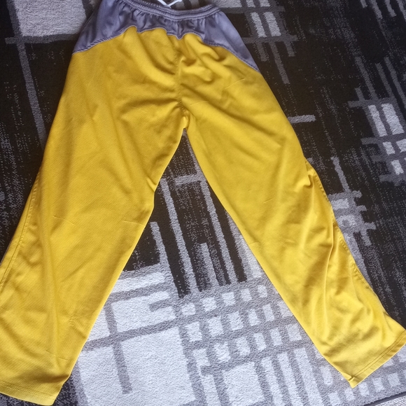 Track pants - Picture 4 of 8